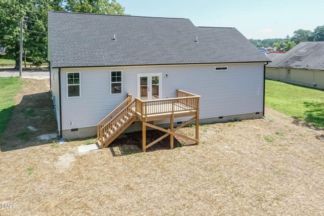 705 E Battle Avenue, Tarboro, NC 27886