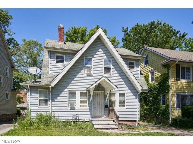 941 Dresden Road, Cleveland Heights, OH 44112