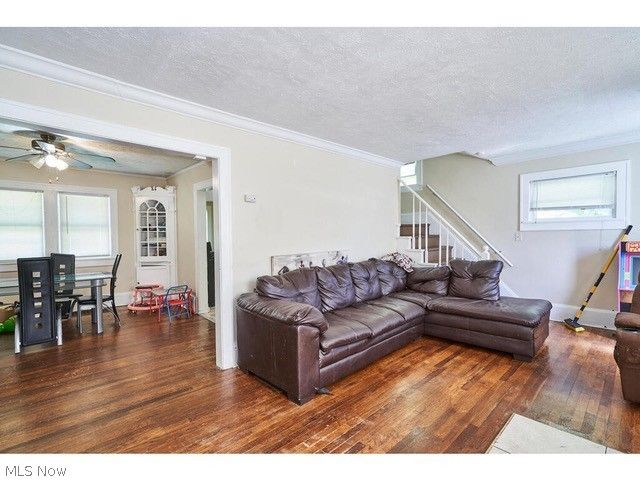 941 Dresden Road, Cleveland Heights, OH 44112