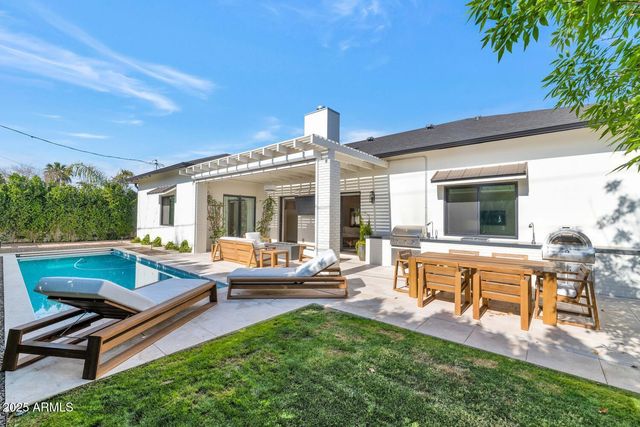 4147 E CLARENDON Avenue, Phoenix, AZ 85018