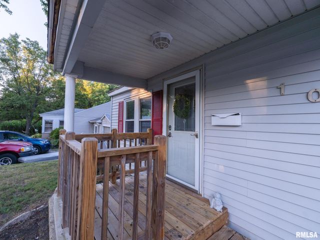 100 DONNA Court, Pekin, IL 61554