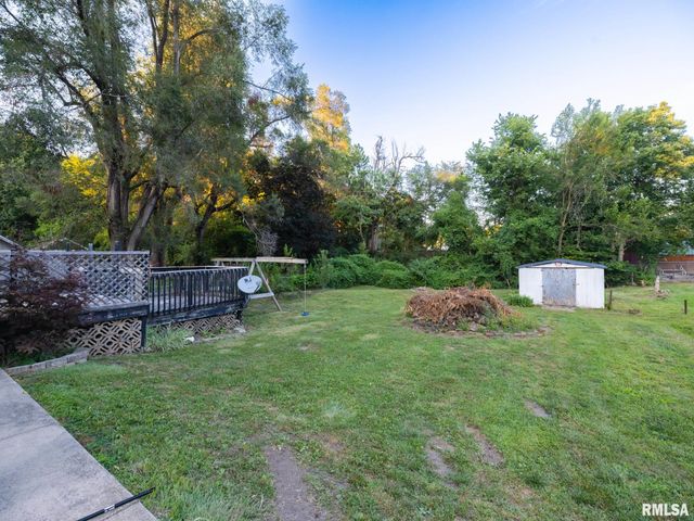 100 DONNA Court, Pekin, IL 61554