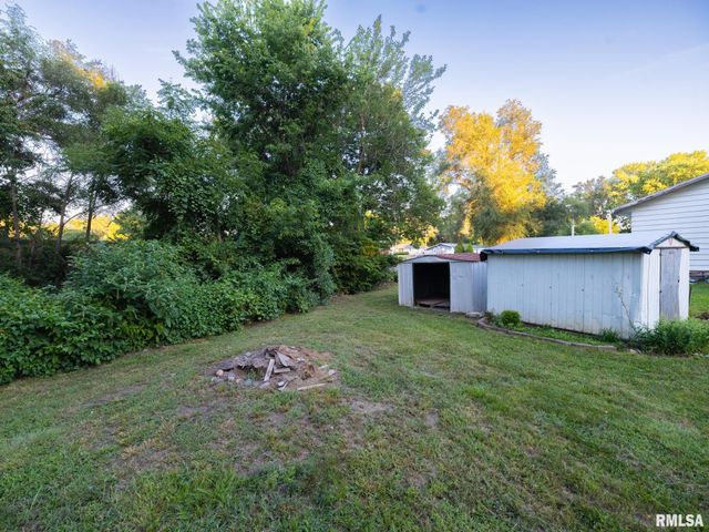 100 DONNA Court, Pekin, IL 61554