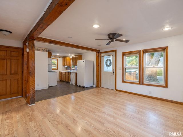 100 DONNA Court, Pekin, IL 61554