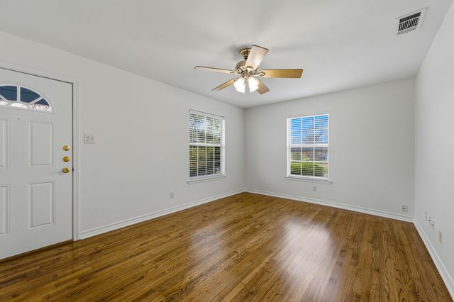 1516 Baxley Street, Carrollton, TX 75006