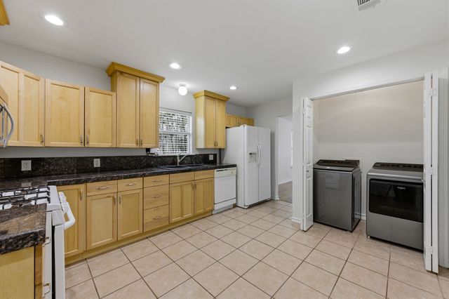 1516 Baxley Street, Carrollton, TX 75006