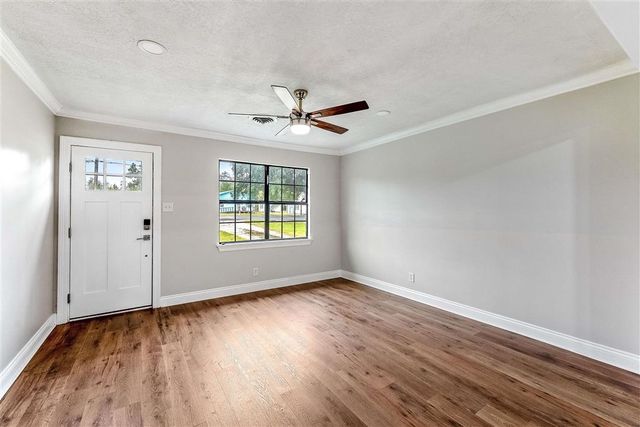 802 E Carlton St Street, Sulphur, LA 70663