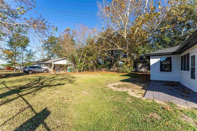 802 E Carlton St Street, Sulphur, LA 70663