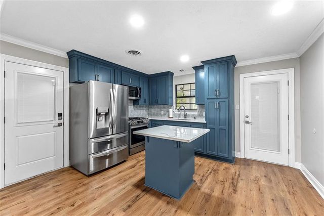 802 E Carlton St Street, Sulphur, LA 70663