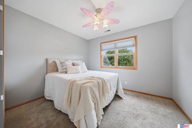 6456 Parducci Drive, Lincoln, NE 68526