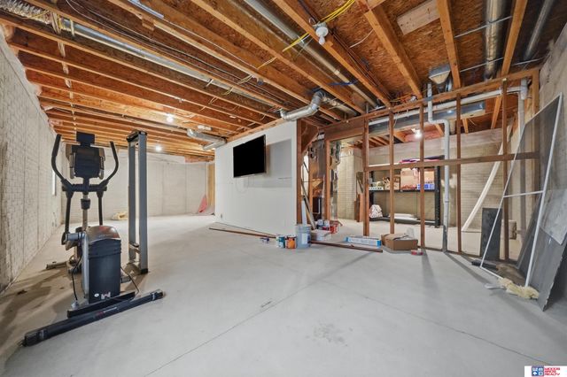 6456 Parducci Drive, Lincoln, NE 68526