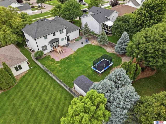6456 Parducci Drive, Lincoln, NE 68526