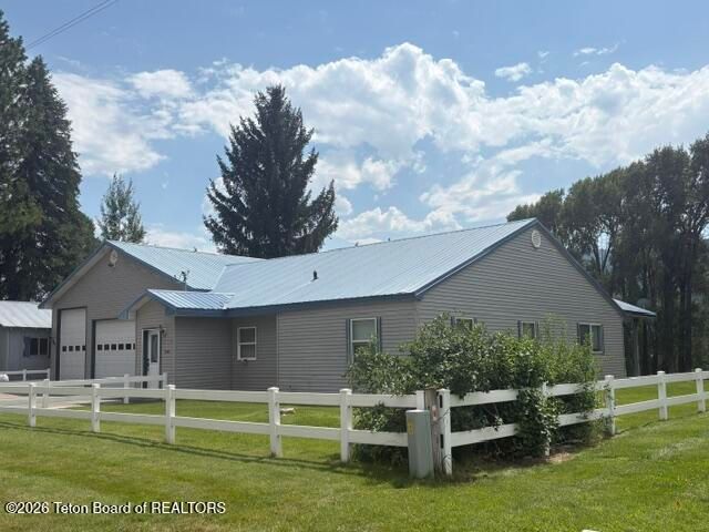 158 RIVERWOOD Drive, Swan Valley, ID 83449