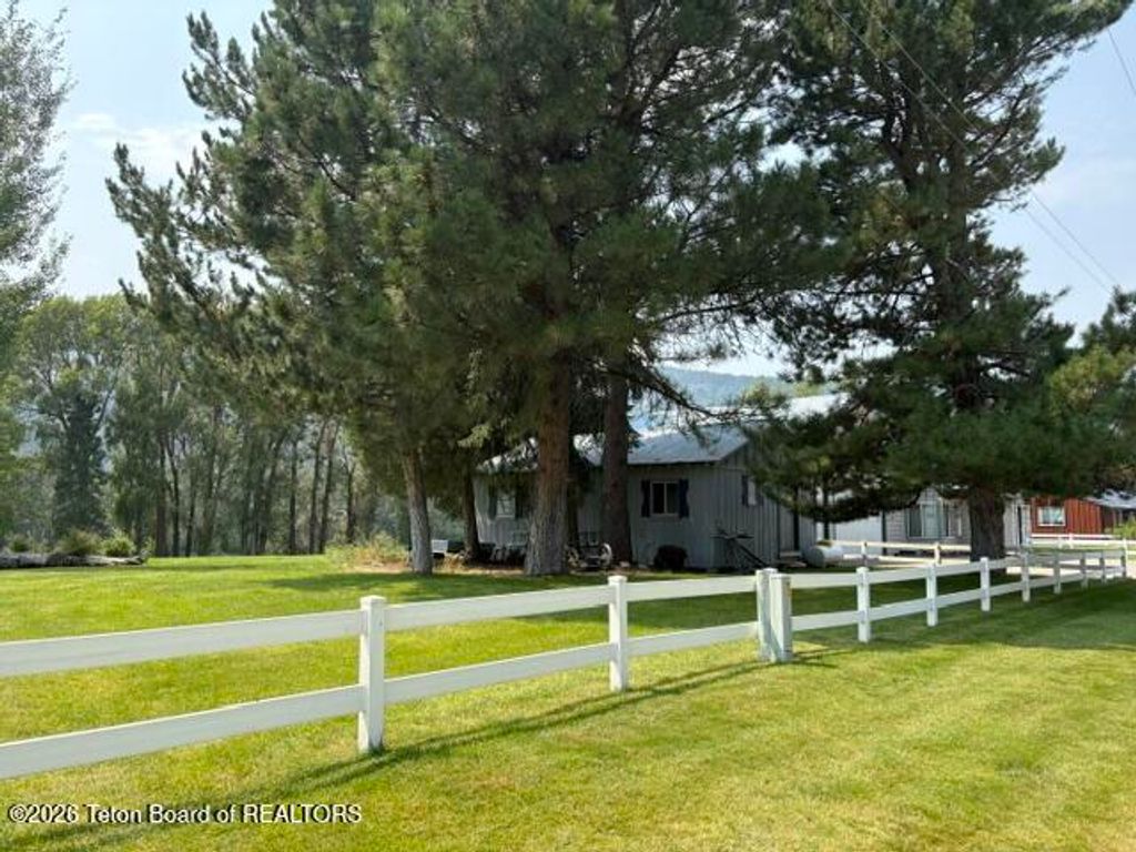 158 RIVERWOOD Drive, Irwin, ID 83428 photo 2