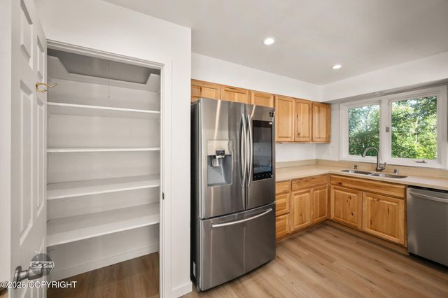 3131 W 100th Avenue, Anchorage, AK 99515