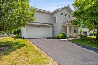 251 Abington Lane, North Aurora, IL 60542