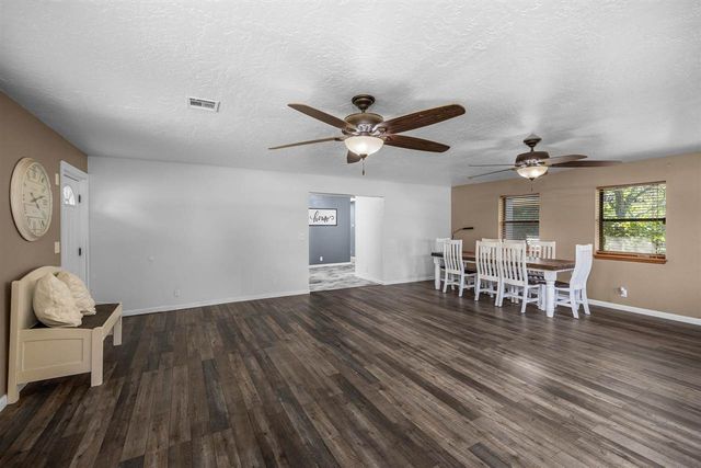102 Parkview Cir, Cache, OK 73527