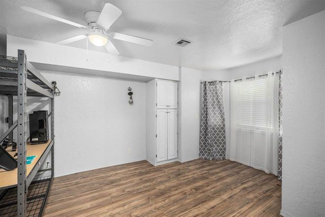 102 Parkview Cir, Cache, OK 73527