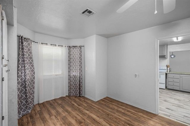 102 Parkview Cir, Cache, OK 73527
