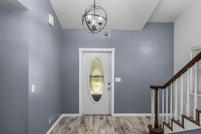 102 Parkview Cir, Cache, OK 73527
