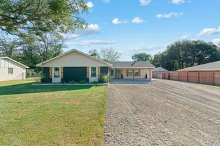 707 Gail Drive, Weatherford, TX 76085
