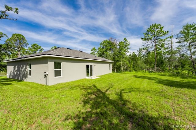 1569 W McNeal Drive, Citrus Springs, FL 34434