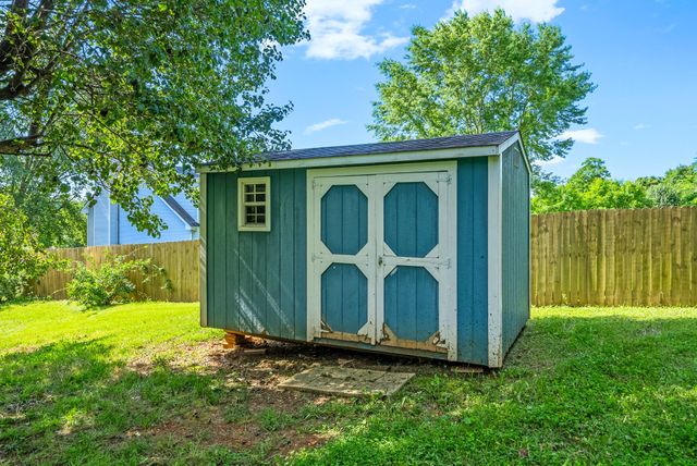 1417 McClardy Rd, Clarksville, TN 37042