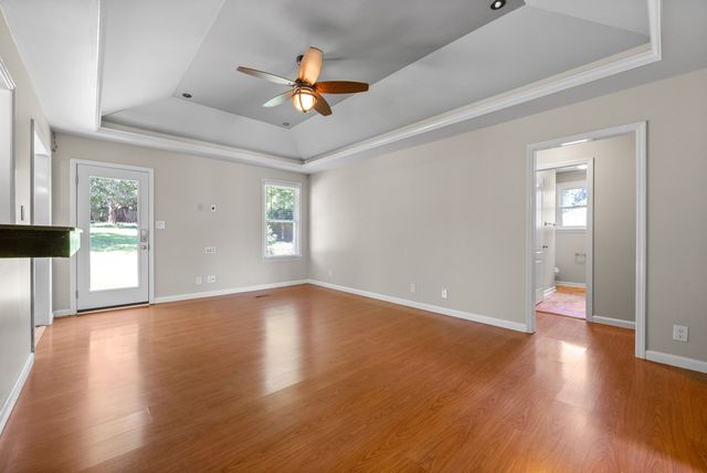 1417 McClardy Rd, Clarksville, TN 37042