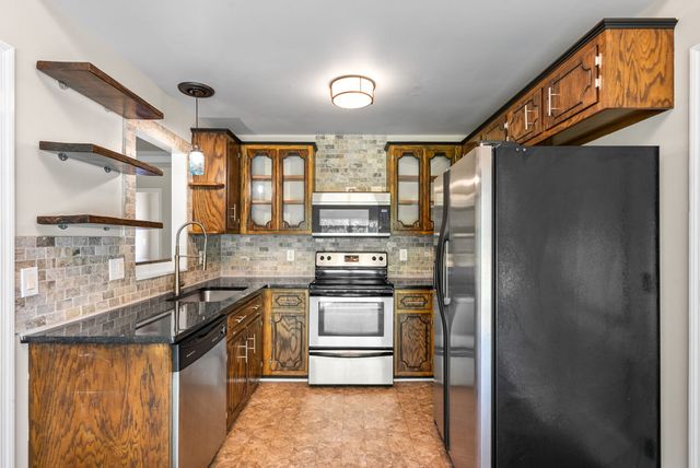 1417 McClardy Rd, Clarksville, TN 37042