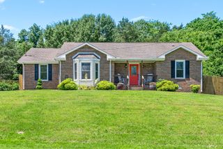 1417 McClardy Rd, Clarksville, TN 37042