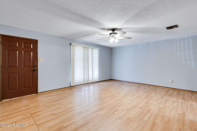 313 Nottingham Circle, Lafayette, LA 70507