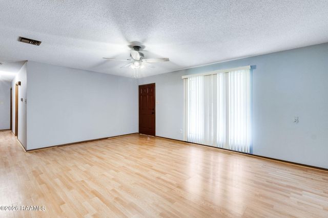 313 Nottingham Circle, Lafayette, LA 70507