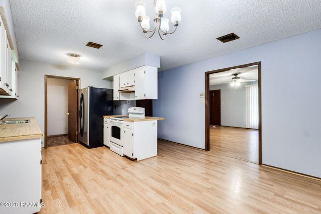 313 Nottingham Circle, Lafayette, LA 70507