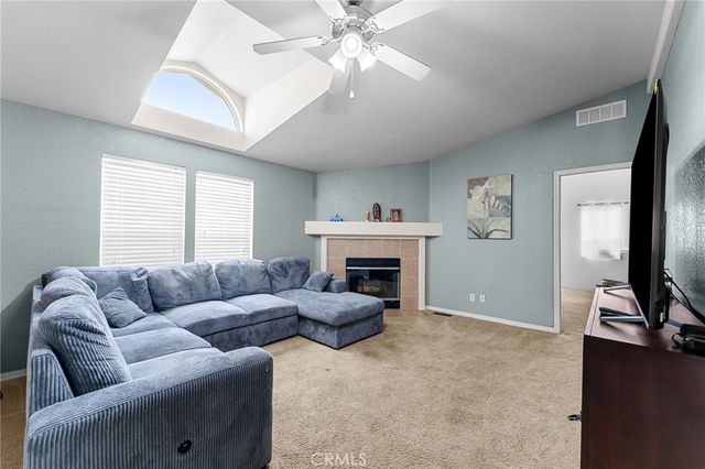 138 Sir Damas Drive, Riverside, CA 92507