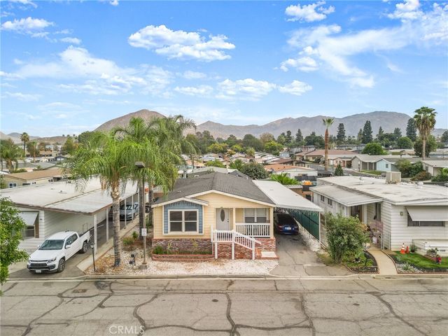 138 Sir Damas Drive, Riverside, CA 92507