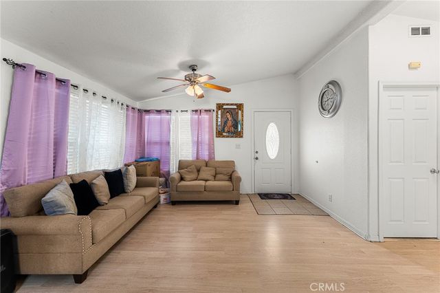 138 Sir Damas Drive, Riverside, CA 92507