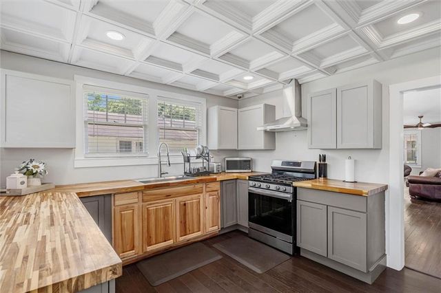 2716 Edgewood Street, Mobile, AL 36607