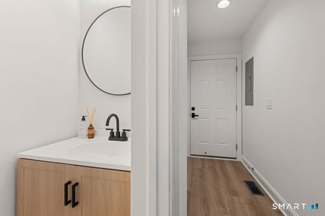 3 Idlewood 3, Bethel, CT 06801