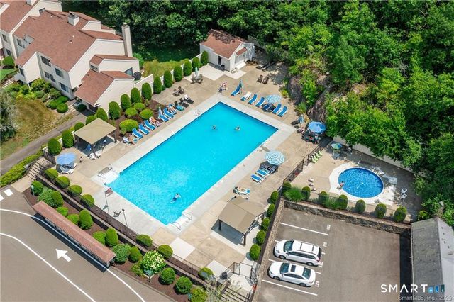 3 Idlewood 3, Bethel, CT 06801