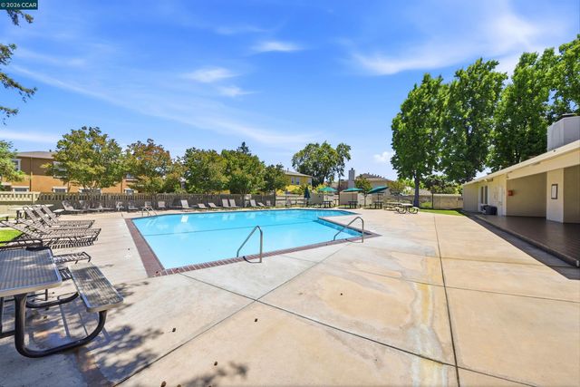 1295 Crescent Ter., Sunnyvale, CA 94087