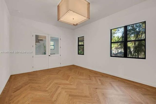 2330 Overbrook St, Coconut Grove, FL 33133