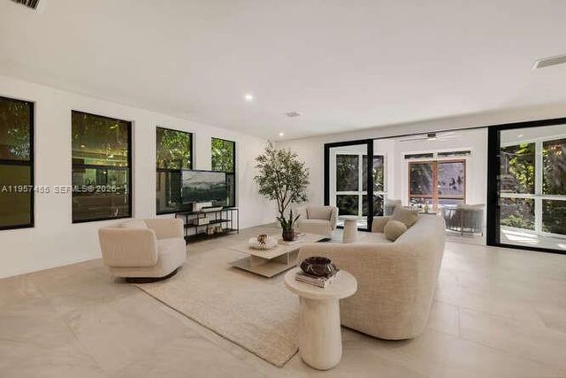 2330 Overbrook St, Coconut Grove, FL 33133