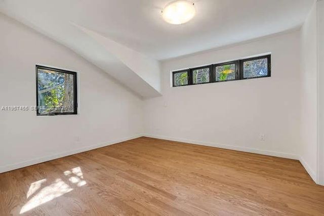 2330 Overbrook St, Coconut Grove, FL 33133