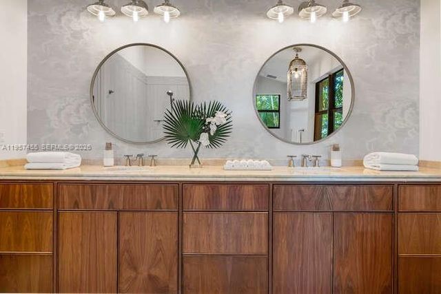 2330 Overbrook St, Coconut Grove, FL 33133