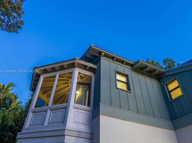 2330 Overbrook St, Coconut Grove, FL 33133