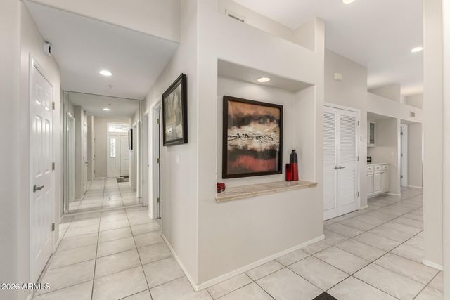 13013 N PANORAMA Drive 214, Fountain Hills, AZ 85268