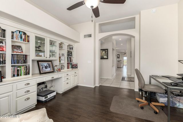 13013 N PANORAMA Drive 214, Fountain Hills, AZ 85268