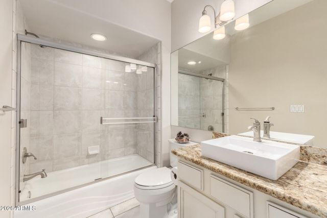 13013 N PANORAMA Drive 214, Fountain Hills, AZ 85268