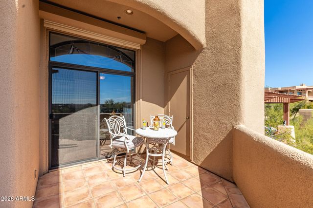 13013 N PANORAMA Drive 214, Fountain Hills, AZ 85268