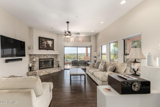 13013 N PANORAMA Drive 214, Fountain Hills, AZ 85268